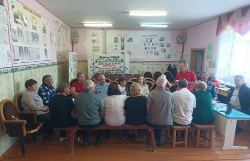 «Деревенька моя у реки»: в Вишневой Поляне слились воедино Троица и День села