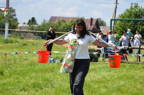 С песнями, пловом и сабантуем: в Бикулово прошел День села