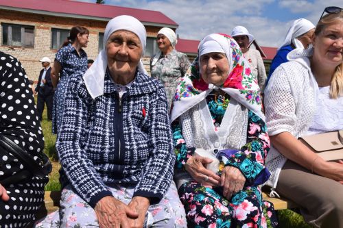 С песнями, пловом и сабантуем: в Бикулово прошел День села