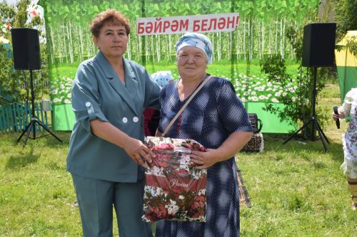 С песнями, пловом и сабантуем: в Бикулово прошел День села