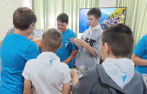 Волонтёры из Егоркина: чай для бойцов и чистота на улицах