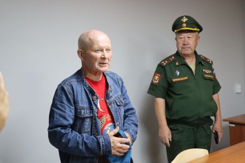 В Нурлатском военкомате состоялись проводы солдат-срочников