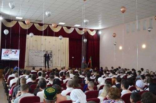 В Нурлатском агротехникуме проводили во взрослую жизнь выпускников
