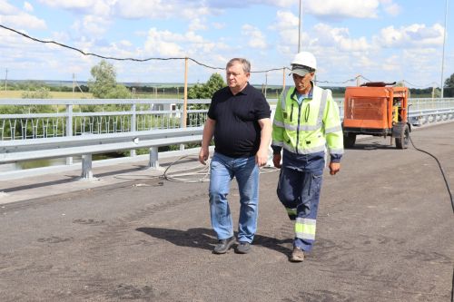 Реконструкция моста через реку Большой Черемшан возле деревни Урняк завершена на 90 процентов