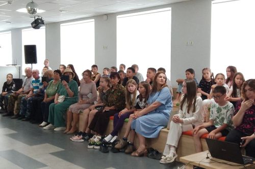 В культурно-досуговом центре «Грани» прошла встреча с организаторами поисковой работы в республике