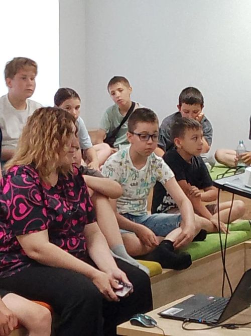 В культурно-досуговом центре «Грани» прошла встреча с организаторами поисковой работы в республике