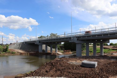 Реконструкция моста через реку Большой Черемшан возле деревни Урняк завершена на 90 процентов
