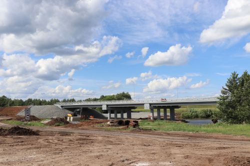 Реконструкция моста через реку Большой Черемшан возле деревни Урняк завершена на 90 процентов