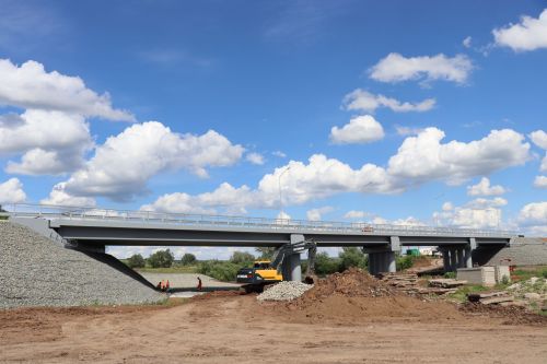 Реконструкция моста через реку Большой Черемшан возле деревни Урняк завершена на 90 процентов