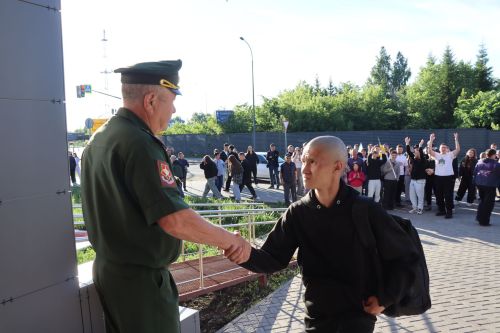 Нурлаттан тагын 11 егет солдат итеге киде