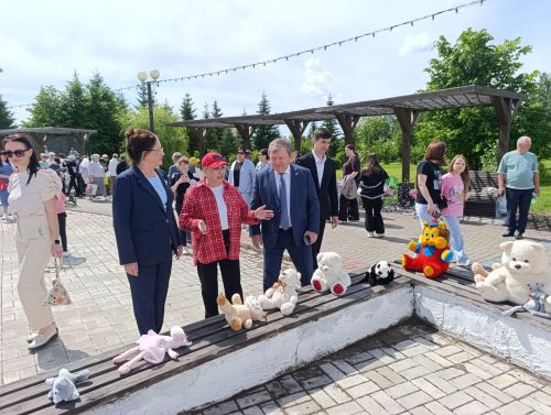 Забытые игрушки обрели дом: как в Нурлате прошла ярмарка добра