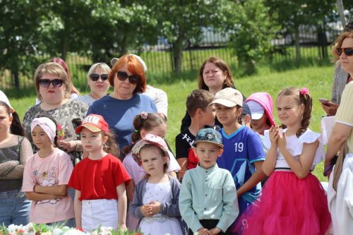 Нурлатның үзәк паркында Балаларны яклау көнен бәйрәм иттеләр
