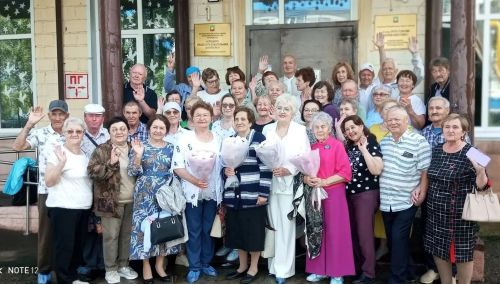 Выпускники 1976 года Нурлатской школы № 3 собрались в родном городе спустя 50 лет