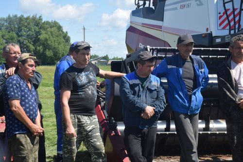 Хозяйства Нурлатского района готовы к уборочной: республиканская комиссия дала высокую оценку