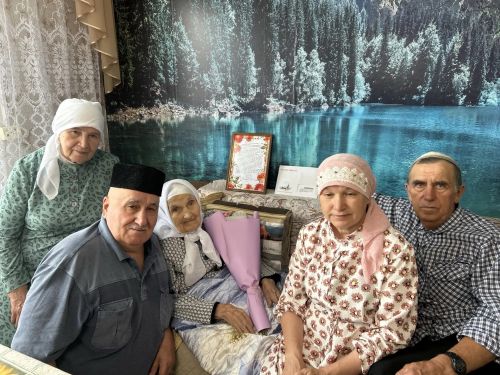 101 год – не возраст: ветерана педагогического труда поздравили с юбилеем