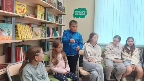 Нурлат районының “Заречный” лагеренда китапханәчеләр балалар өчен фәнни тамаша үткәрделәр