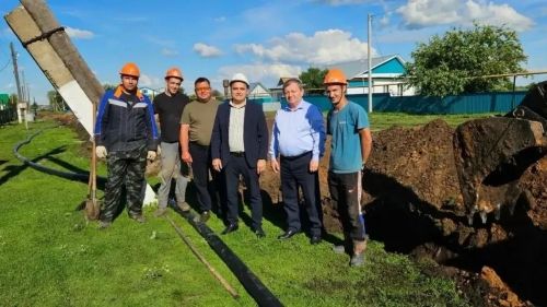 В Кривом Озере полным ходом идет прокладка «водной артерии» длиной 4 километра