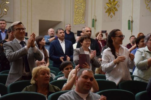 Созвездие медалистов: в Нурлате чествовали лучших выпускников района