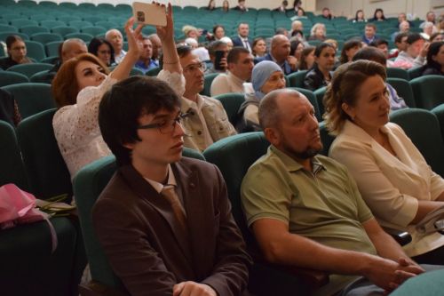 Созвездие медалистов: в Нурлате чествовали лучших выпускников района