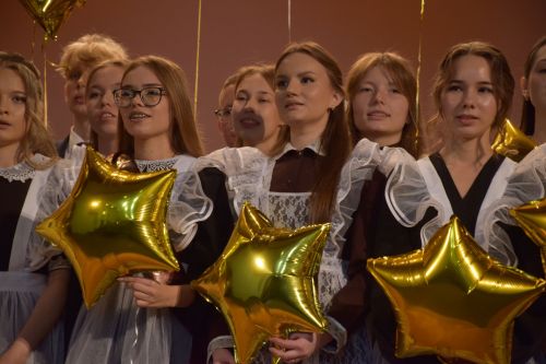 Созвездие медалистов: в Нурлате чествовали лучших выпускников района