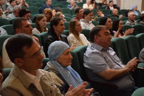 Созвездие медалистов: в Нурлате чествовали лучших выпускников района