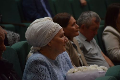 Созвездие медалистов: в Нурлате чествовали лучших выпускников района