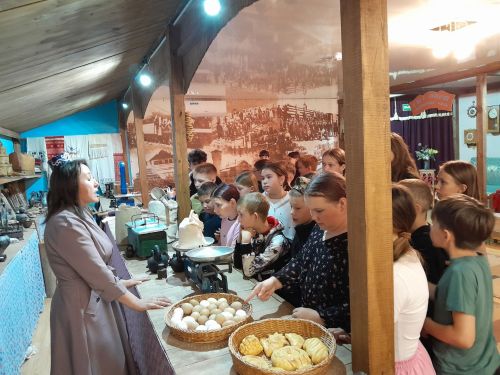 Юные нурлатцы прошли квест «В поисках знаний» в музее Закамья