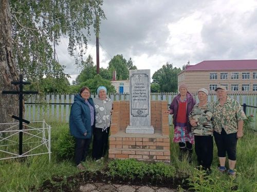 Вишневая Поляна халкы истәлекле урында өмә уздырды