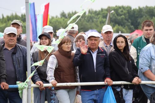 В гармонии традиций и дружбы: в Нурлате с грандиозным размахом отпраздновали Сабантуй