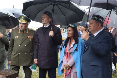 В гармонии традиций и дружбы: в Нурлате с грандиозным размахом отпраздновали Сабантуй