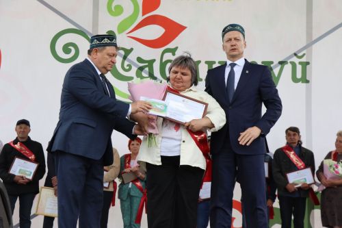 В гармонии традиций и дружбы: в Нурлате с грандиозным размахом отпраздновали Сабантуй