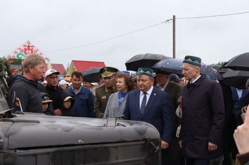 В гармонии традиций и дружбы: в Нурлате с грандиозным размахом отпраздновали Сабантуй