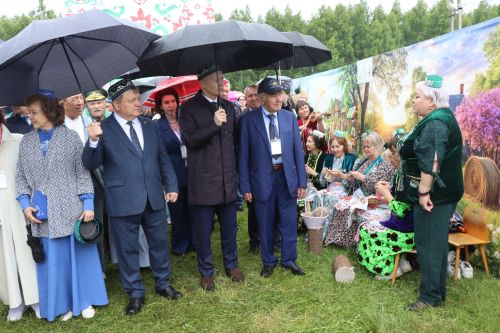 В гармонии традиций и дружбы: в Нурлате с грандиозным размахом отпраздновали Сабантуй