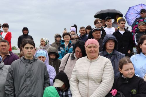 В гармонии традиций и дружбы: в Нурлате с грандиозным размахом отпраздновали Сабантуй