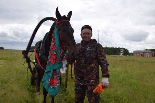 Главный приз главы на Сабантуе Нурлата завоевал Липтон из «Нурлат-Агро»
