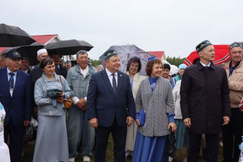 В гармонии традиций и дружбы: в Нурлате с грандиозным размахом отпраздновали Сабантуй