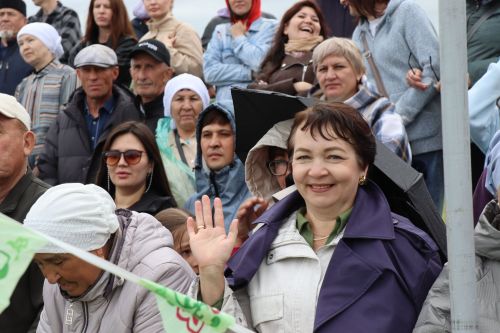 В гармонии традиций и дружбы: в Нурлате с грандиозным размахом отпраздновали Сабантуй