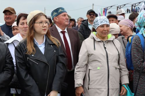 В гармонии традиций и дружбы: в Нурлате с грандиозным размахом отпраздновали Сабантуй