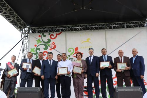 В гармонии традиций и дружбы: в Нурлате с грандиозным размахом отпраздновали Сабантуй