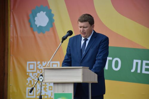В Нурлате чествовали социальных работников (фоторепортаж)
