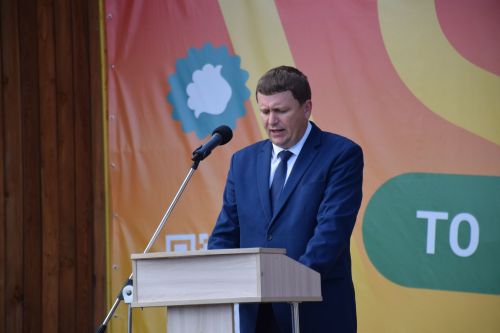 В Нурлате чествовали социальных работников (фоторепортаж)