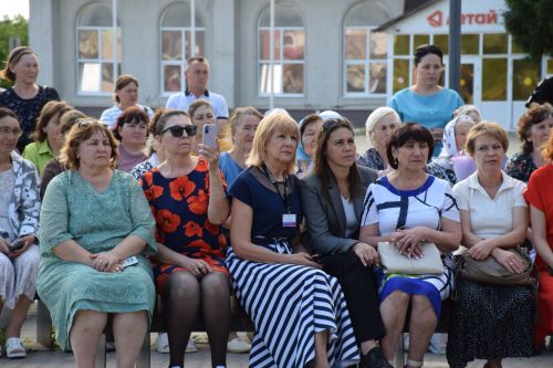 В Нурлате чествовали социальных работников (фоторепортаж)