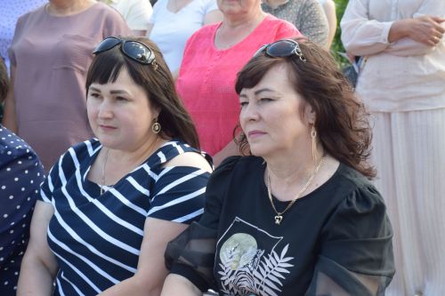 В Нурлате чествовали социальных работников (фоторепортаж)