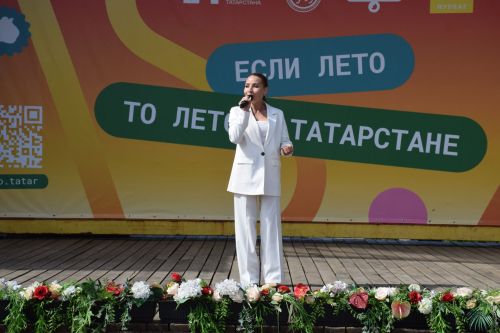 В Нурлате чествовали социальных работников (фоторепортаж)