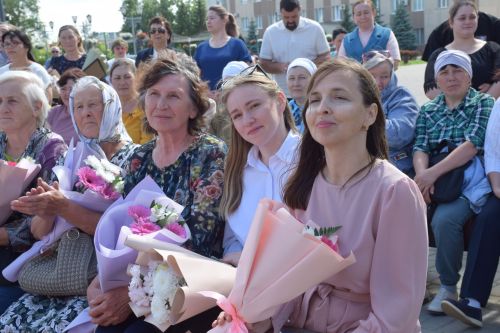 В Нурлате чествовали социальных работников (фоторепортаж)