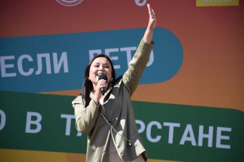 В Нурлате чествовали социальных работников (фоторепортаж)