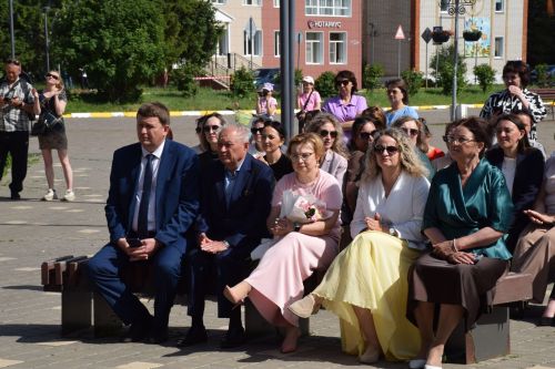 В Нурлате чествовали социальных работников (фоторепортаж)