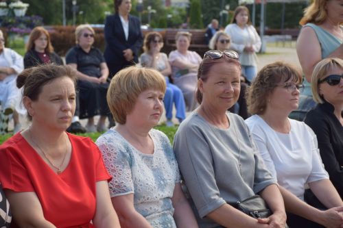 В Нурлате чествовали социальных работников (фоторепортаж)