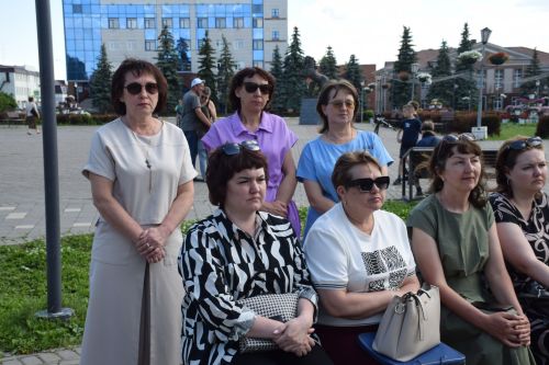 В Нурлате чествовали социальных работников (фоторепортаж)