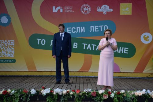 В Нурлате чествовали социальных работников (фоторепортаж)